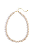 Kralenketting met kleine beige kleur kralen