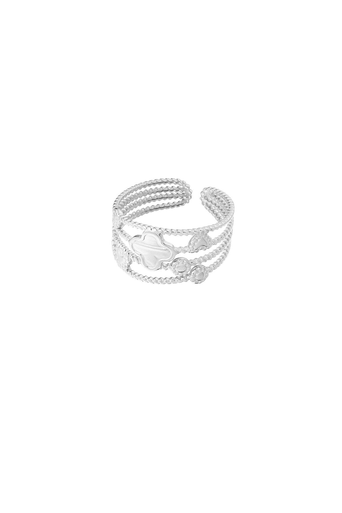 Clover Party Ring
