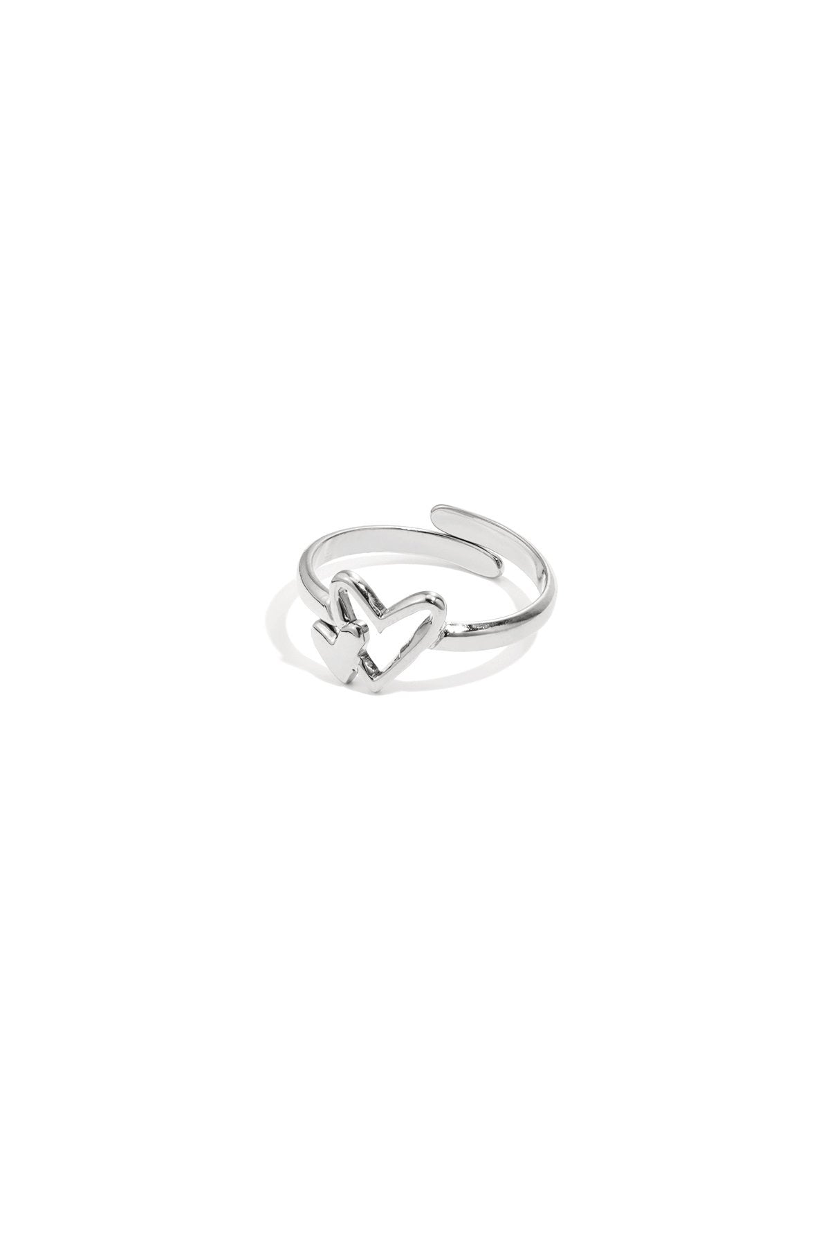 Ring met twee hartjes in het zilver