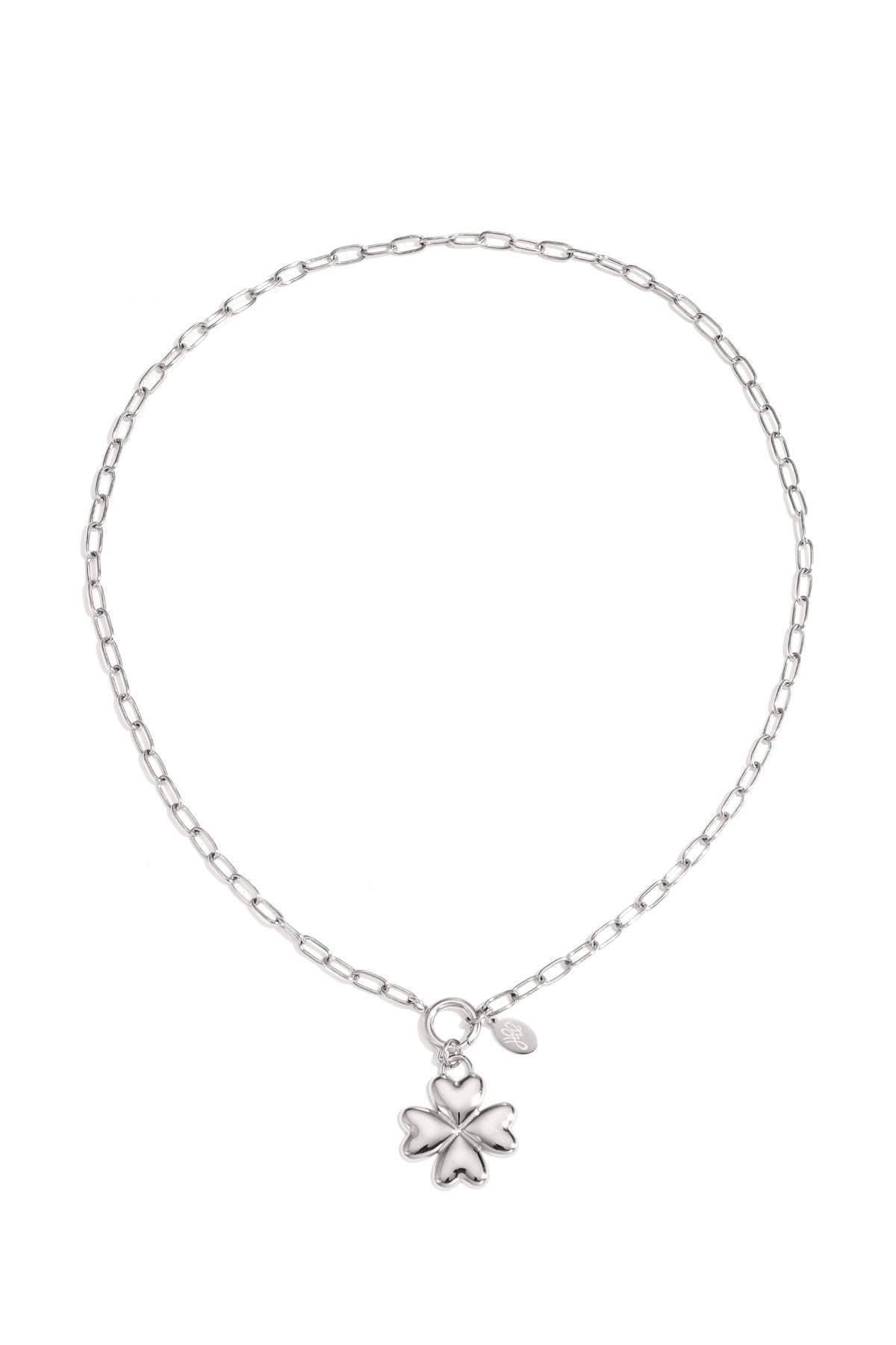 Ketting met fijne schakel en klaver hanger in het zilver