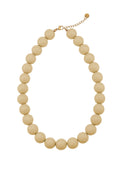 grote ketting met kralen in beige