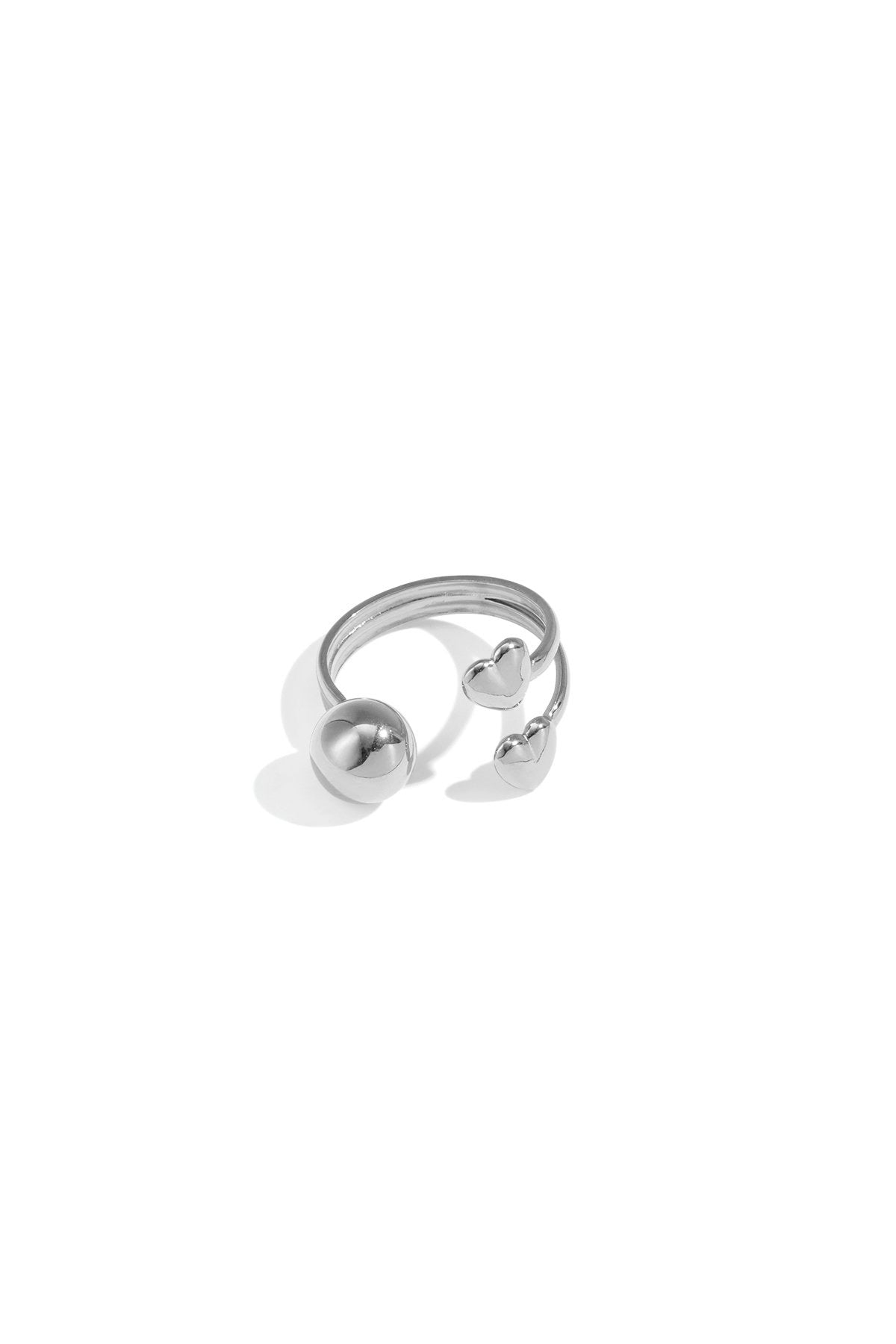 Statement opvallende ring in het zilver met hartjes en balletje