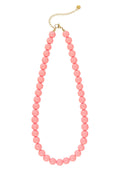 Kralenketting met kleine kralen in zacht roze kleur
